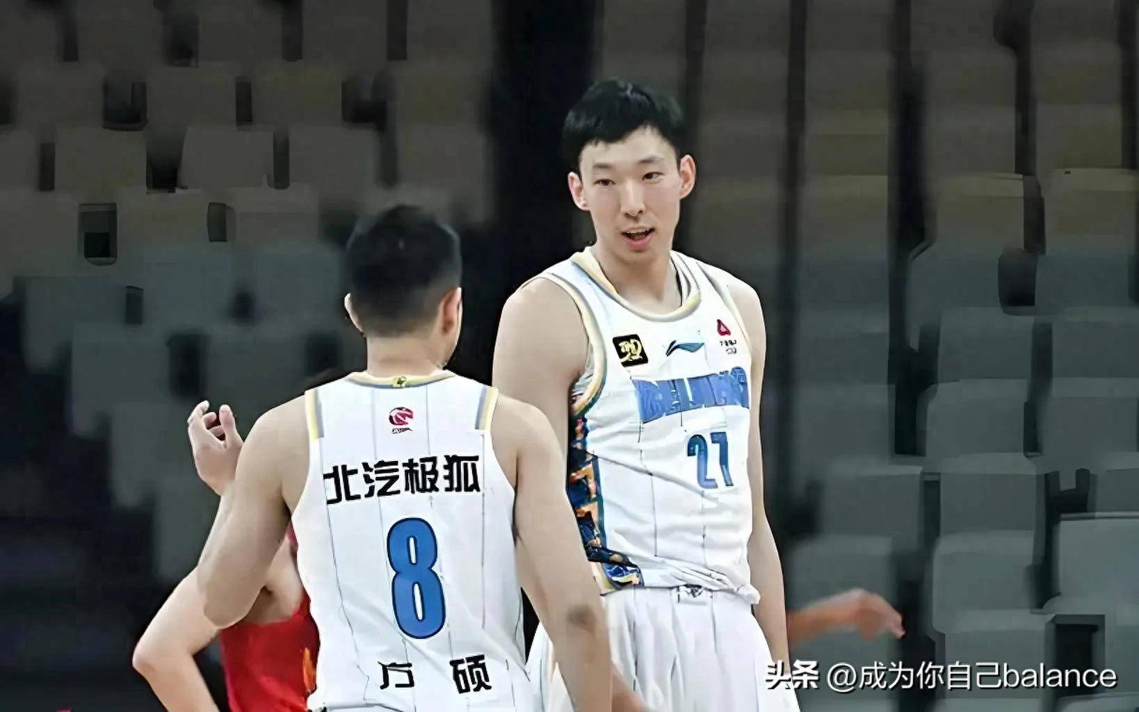 关于北京男篮对阵大连队，全队备战意志坚定的信息